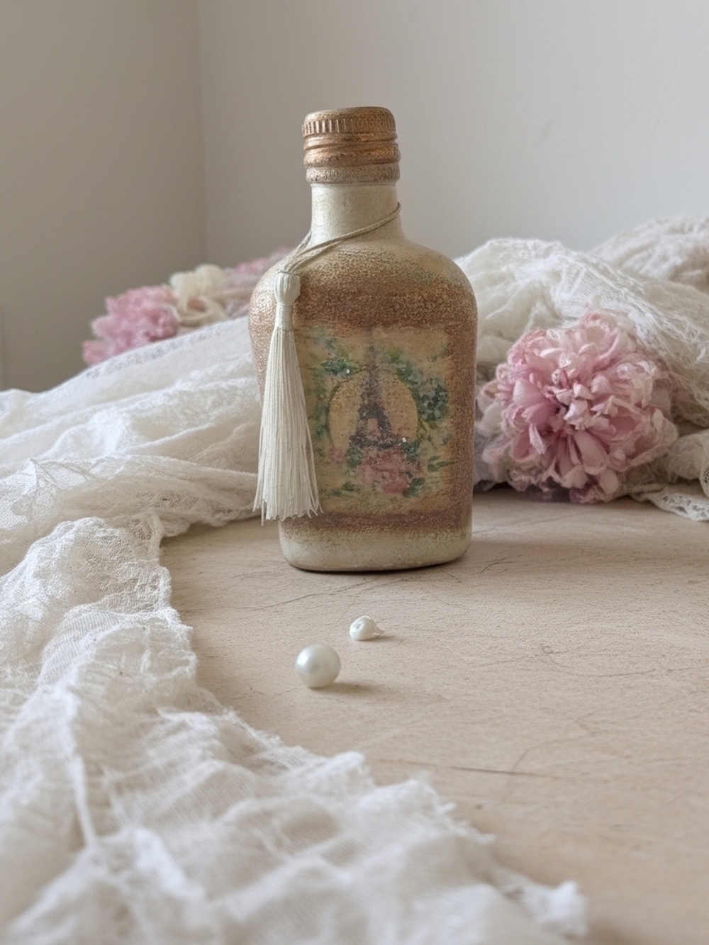 Decorative Paris Eiffel Tower Bottle with Tassel - Cream & Gold